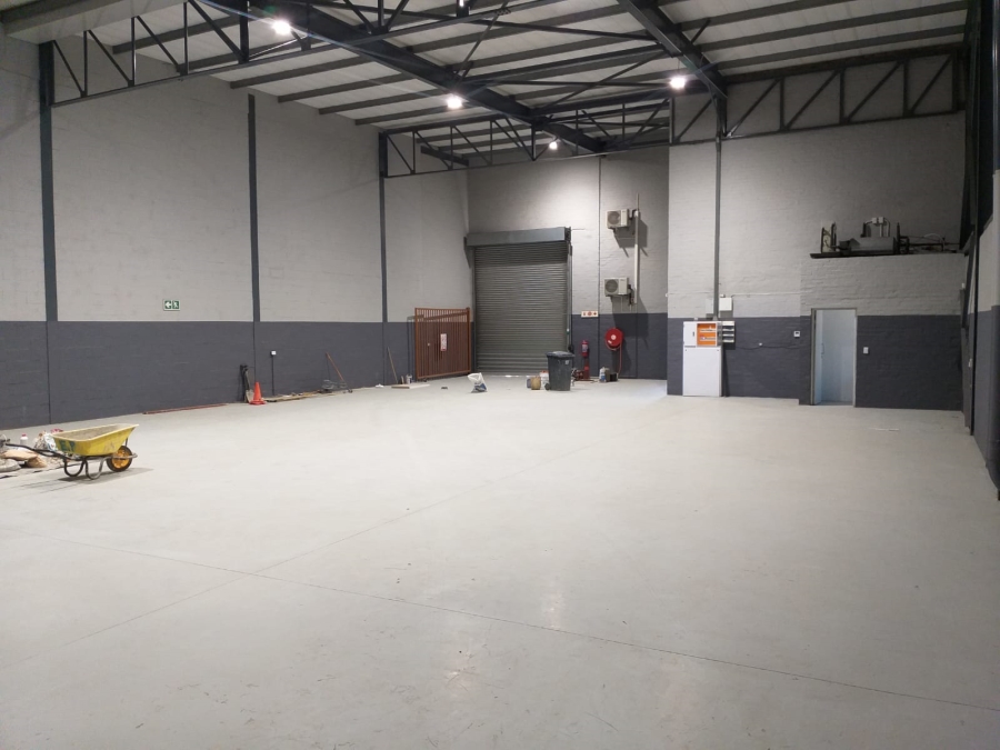 To Let Commercial Property for Rent in Stikland Western Cape